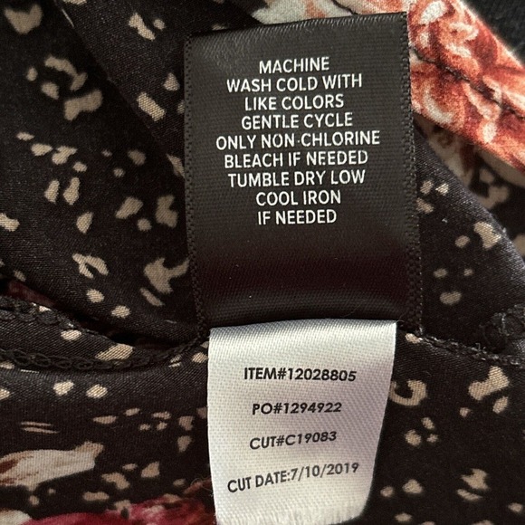 Torrid Womens Top Peplum Chablis Corset Back Floral Black Red Plus Size 00 - Picture 8 of 8